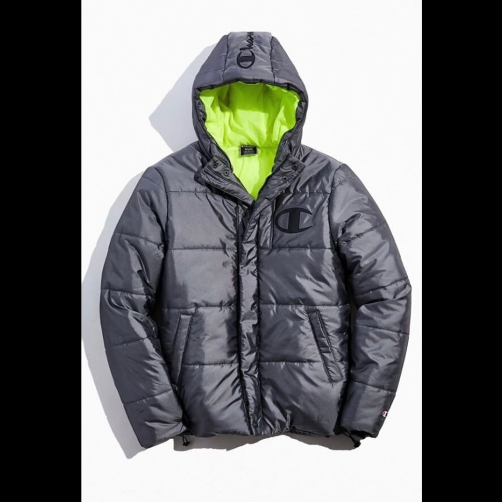 Champion UO Exclusive Iridescent Puffer Jacket NWT  Size Large - Picture 2 of 4